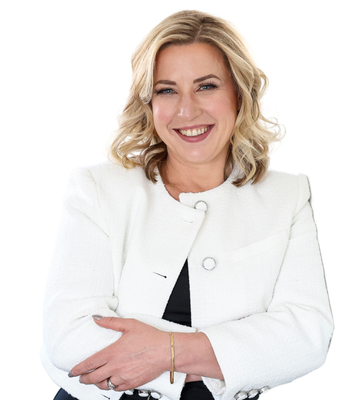 Portrait of Rebecca Chamberlain, REALTOR&reg;, Advisor/Co-Owner.